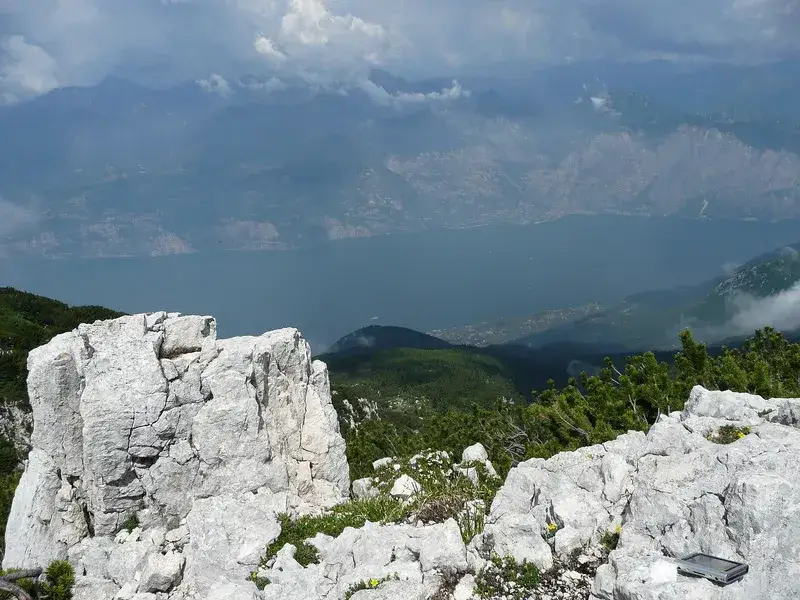 Anspruchsvolle Wanderung: Monte Baldo — Sentiero del Ventrar