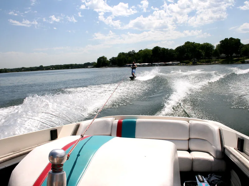 Wakeboard, ski nautique et wakesurf